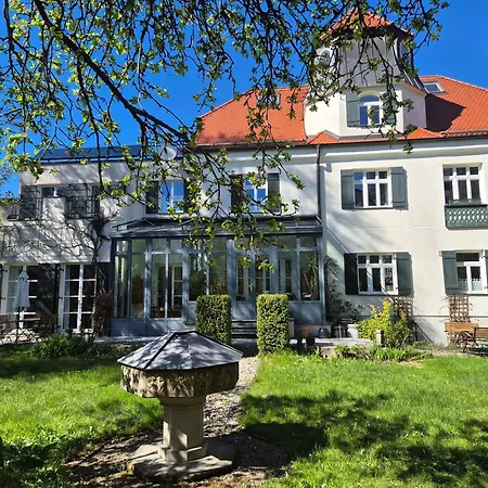 Gartenvilla Schwanstein Apartment Füssen